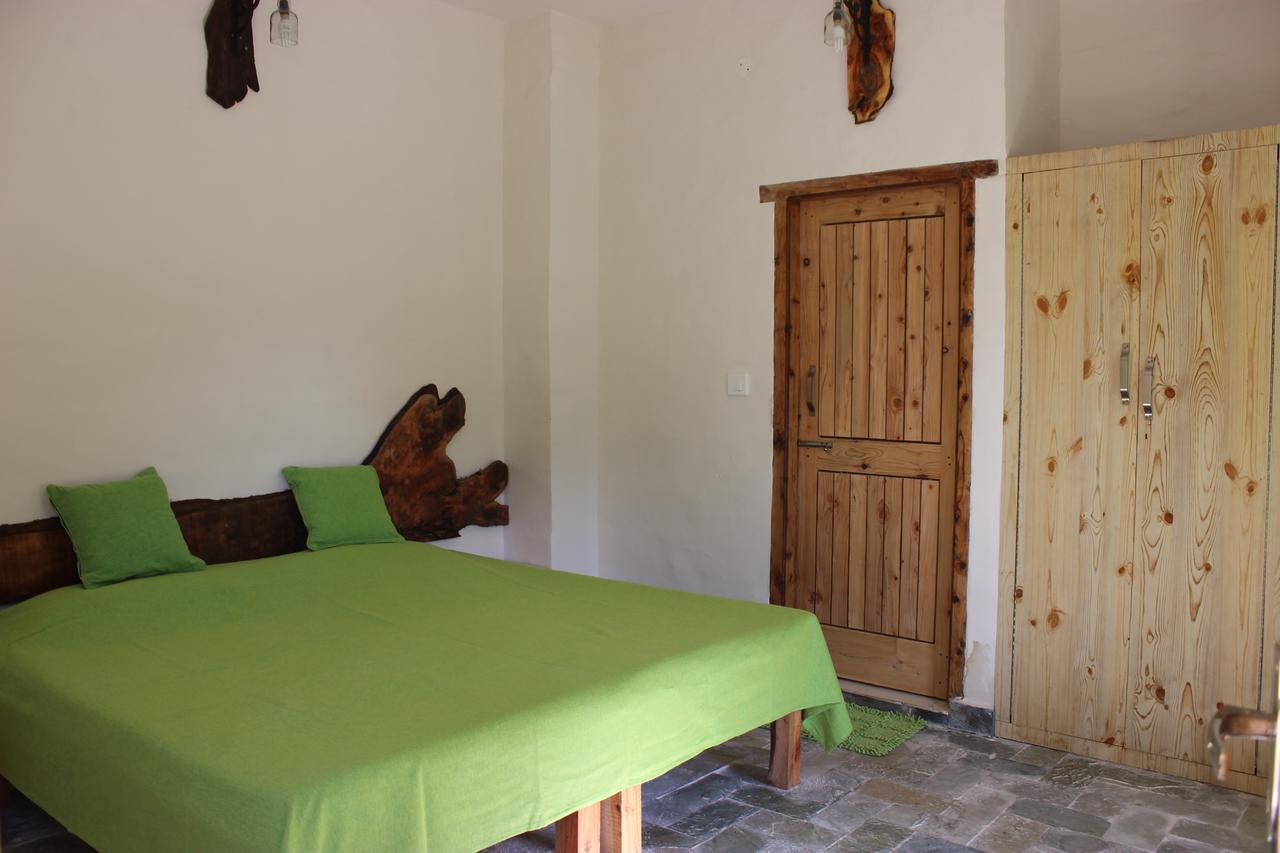 Tirthan Anglers' Retreat Banjar Экстерьер фото
